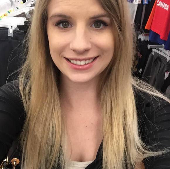 Meet your Posher, Elisha - Picture 1 of 1